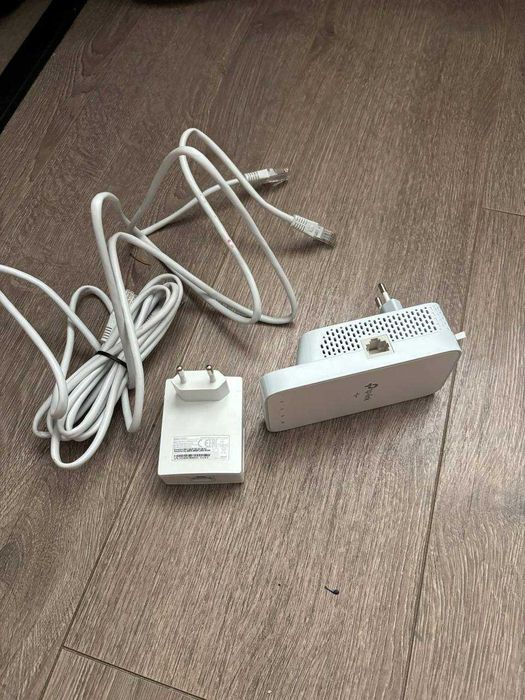 Kit Powerline TP-Link AV1000 Gigabit Wi-Fi AC (Internet prin priza 220V)