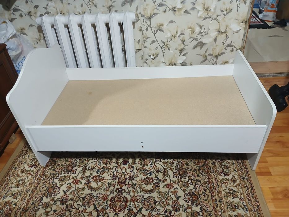 Детский кровать без матраса