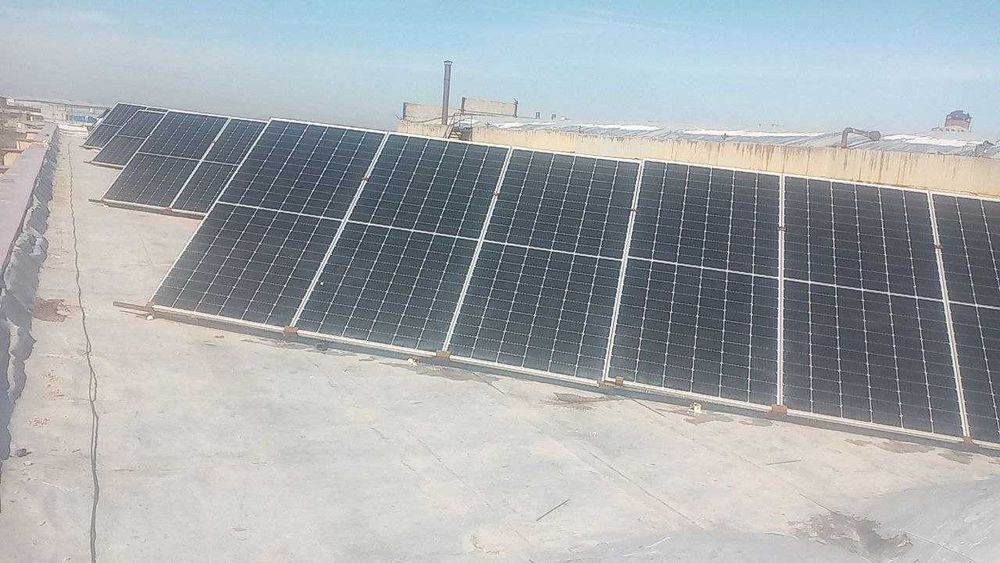 Куёш панелларини хонадон ва ташкилотларга урнатиш, исталган кувватда.