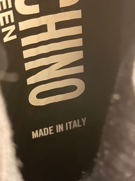 Детски модерни кецове MOSCHINO