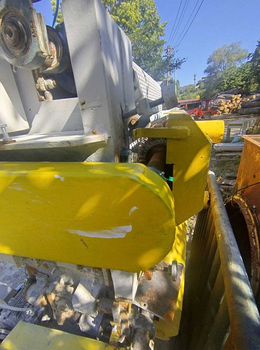 Masina de slefuit cu perii