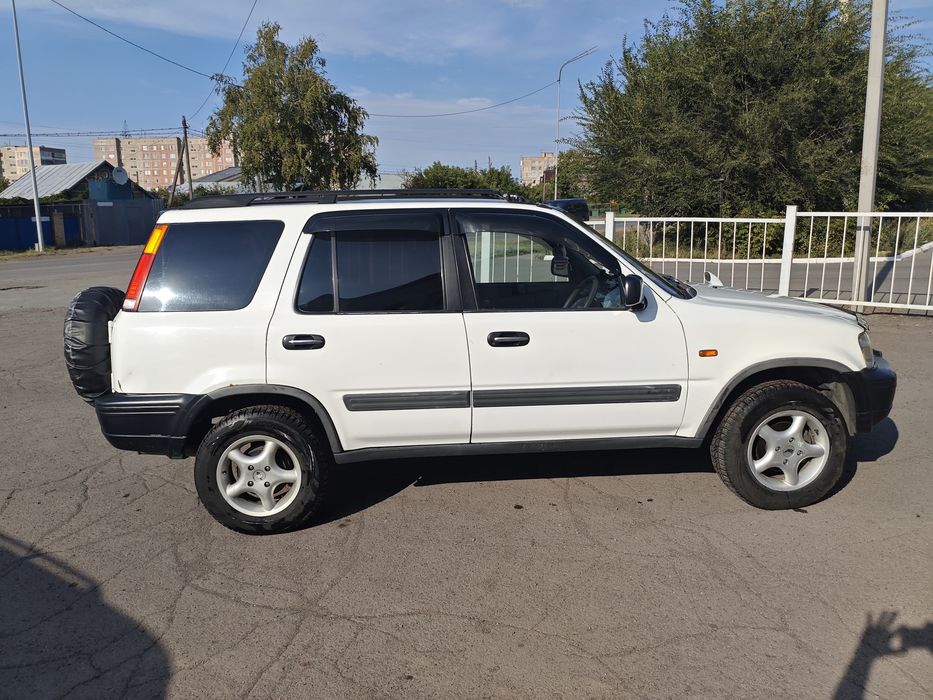 Продам машину хонда CR-V