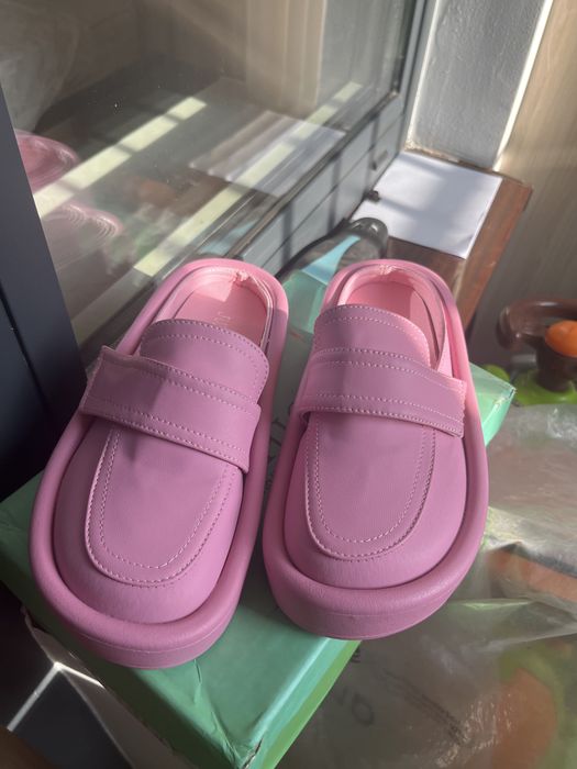 Продам летнюю обувь