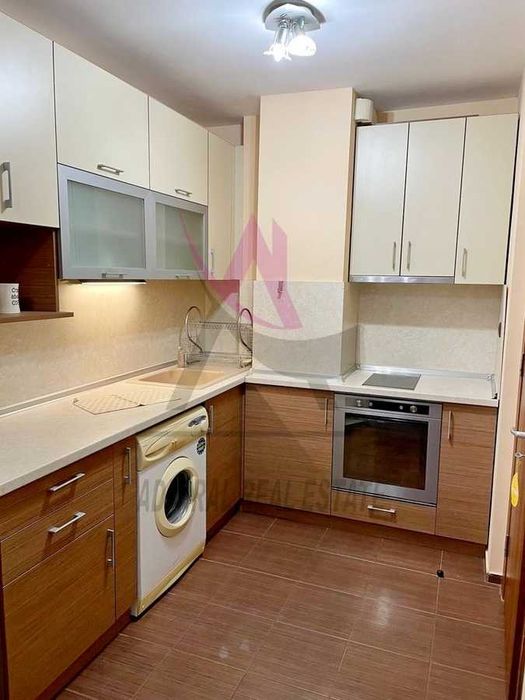 Дава се под наем Двустаен апартамент в Варна, Владислав Варненчик - 50 кв.м за 225 € - Снимка #1