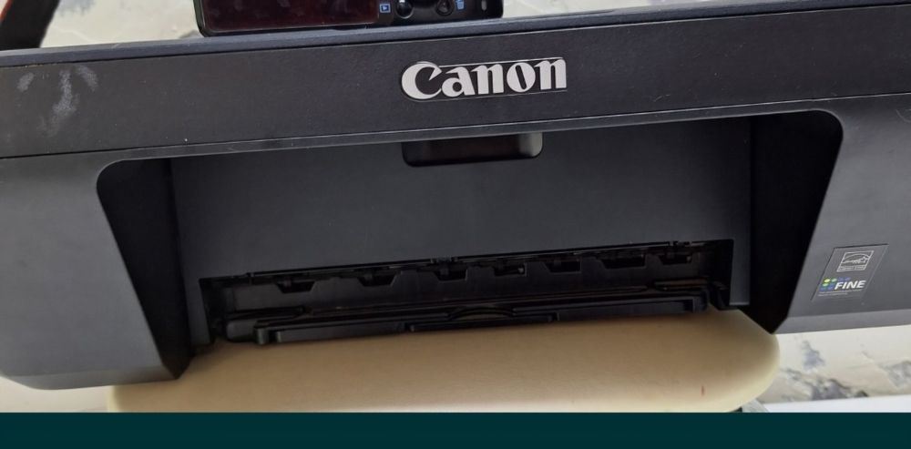 Продам  принтер 10000 тенге