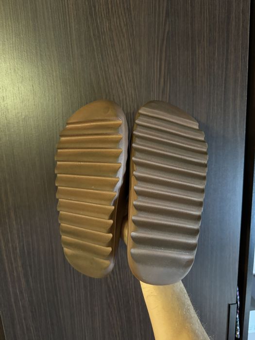 yeezy flax slides brown