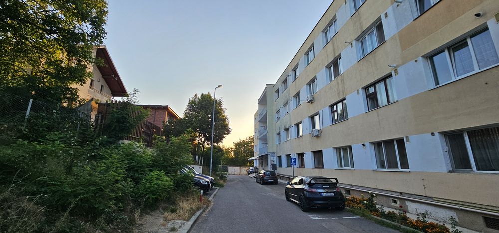 Vând apartament cu o camera , 43 mp, complet mobilat și utilat, Gruia, str. Vanatorului, anunț de la  proprietar, fara comision