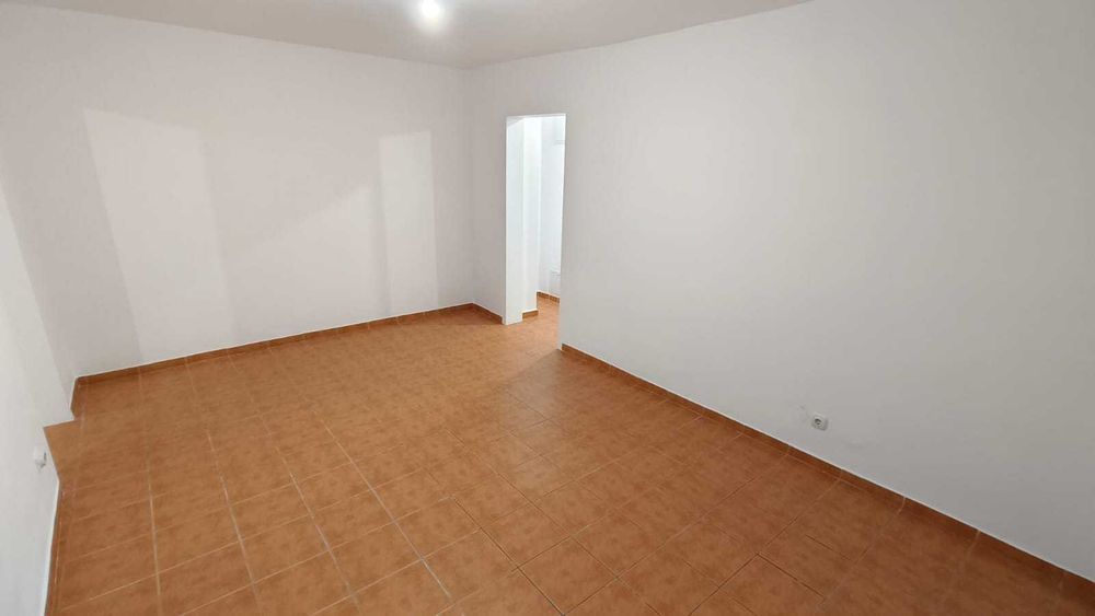 Apartament 4 camere Turda Ion Mihalache PARTER pretabil FIRMA