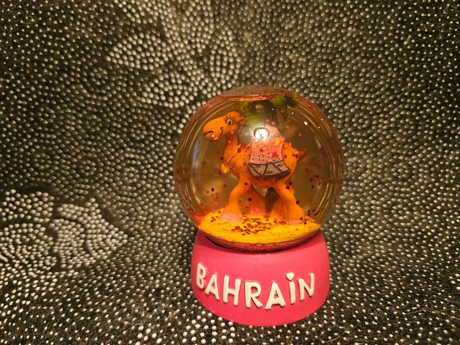 Сувенирный снежный шар