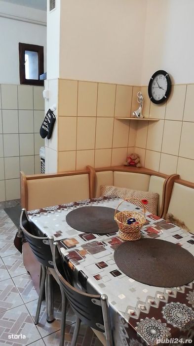 Apartament 3 camere zona TRACTORUL,