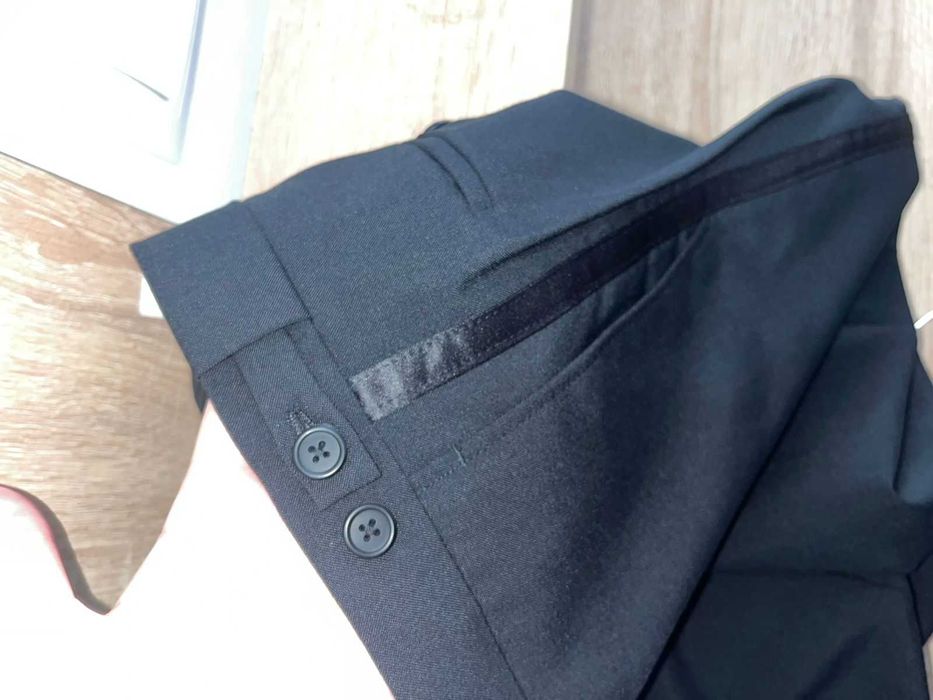 Pantaloni eleganti barbati nou