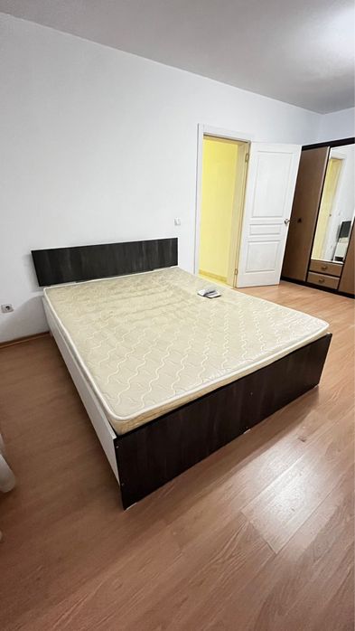 Двух спальная кровать