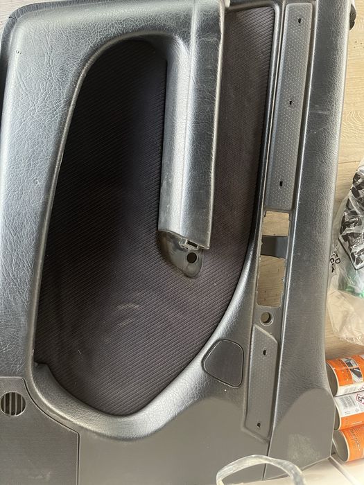 Дверные карты audi 100c4