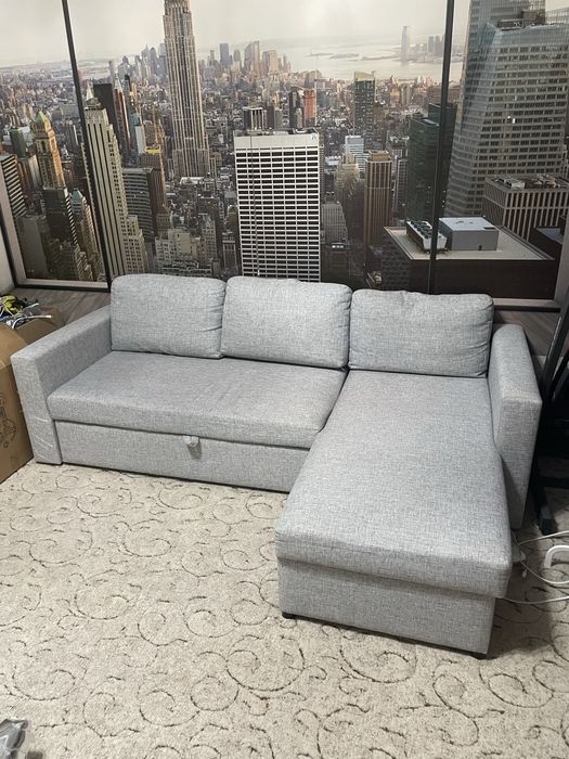 Продаётся угловой диван-кровать IKEA в отличном состоянии