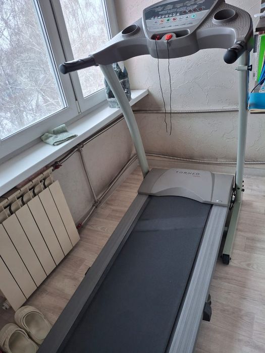 Продам беговую дорожку