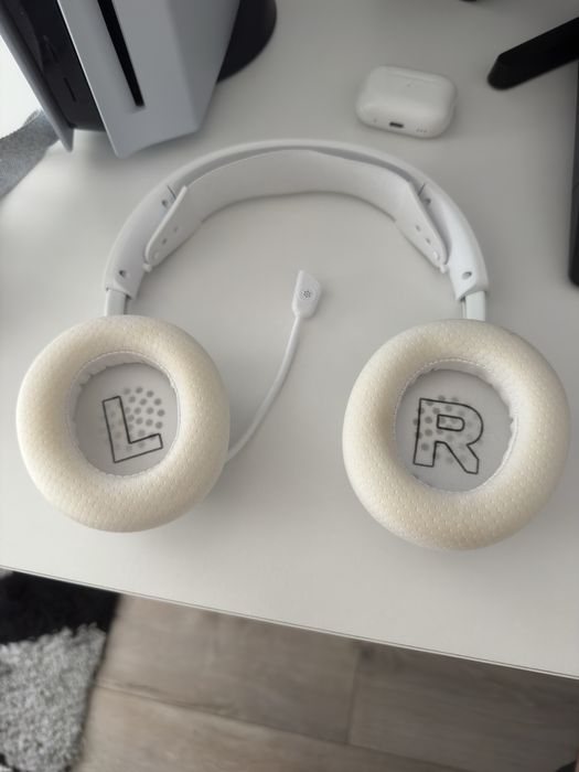 Steelseries arctis nova 5 wireless ps5/Pc/bluetooth