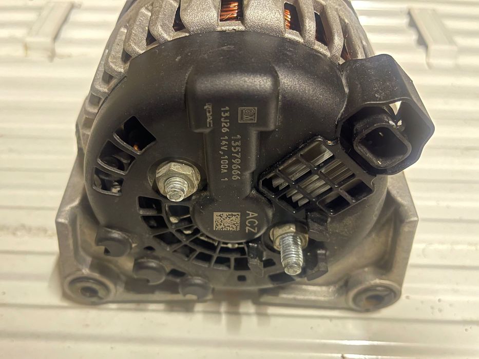 Нов Алтернатор Opel Astra J 1,8 1,6 Динамо Insifnia Zafira