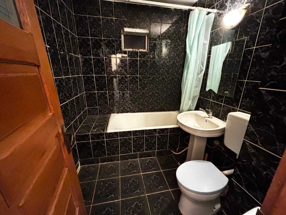 Vand Apartament 2 Camere Decomandat, Etaj Intermediar - DOBROGEI