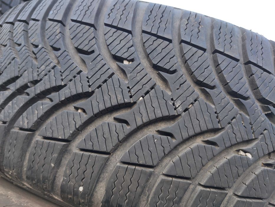 4бр Зимни гуми 205 60 16 - Michelin