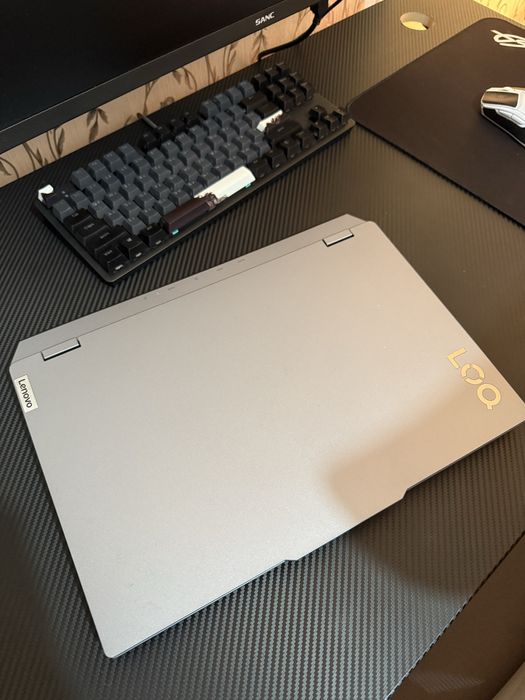 ноутбук Lenovo LOQ 15ARP9