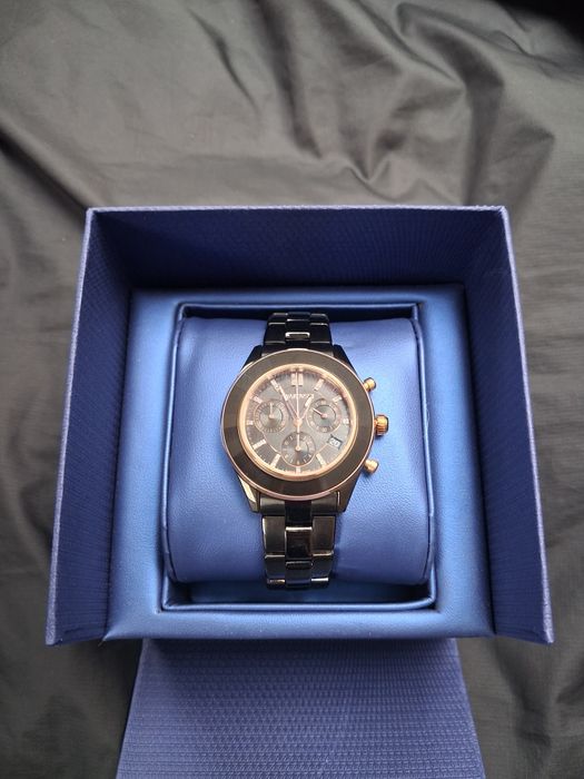 Часовник Swarovski Octea Lux