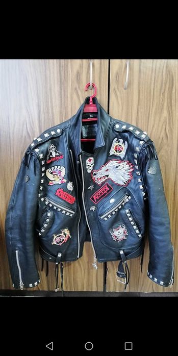 Кожено яке с нашивки