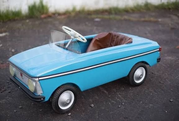 Ку/п,льу москвич детский