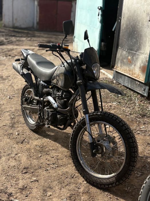 Продам мотоцик эндуро