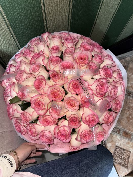 Голландская роза 61 шт