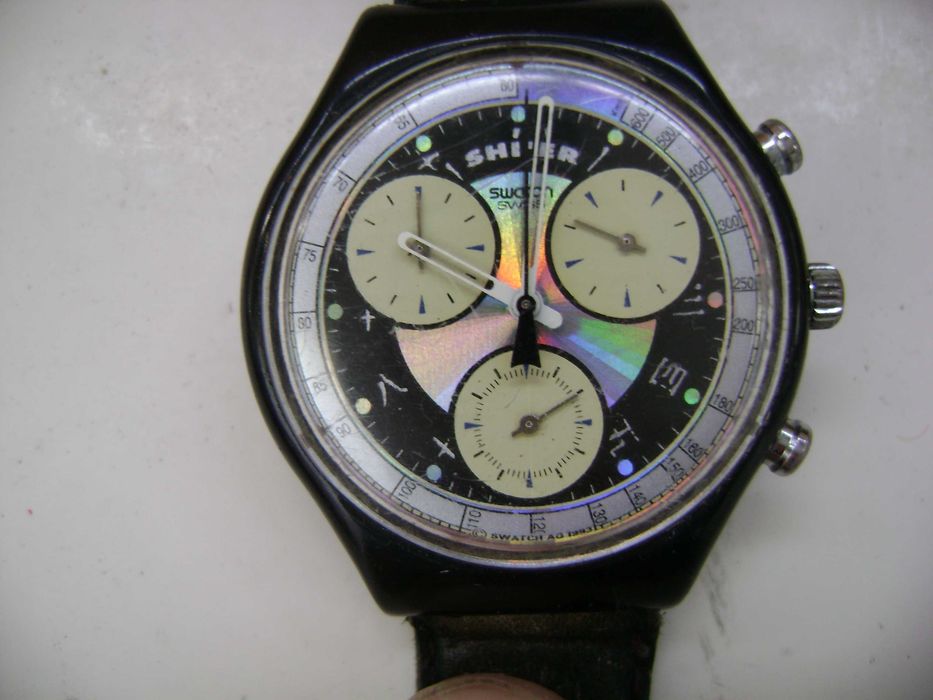 Продавам 5 броя кварцови часовника Fossil,Casio,Swatch