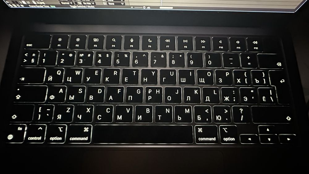 Apple Macbook air m2 100%