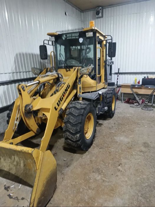 Подам погрузчик