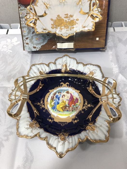 Продаётся ваза для сладостей Мадонна Чехия