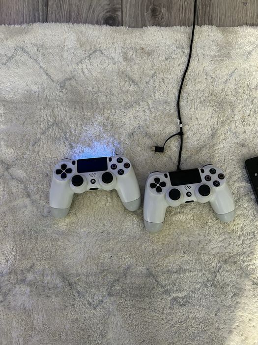 PS4+2 controller