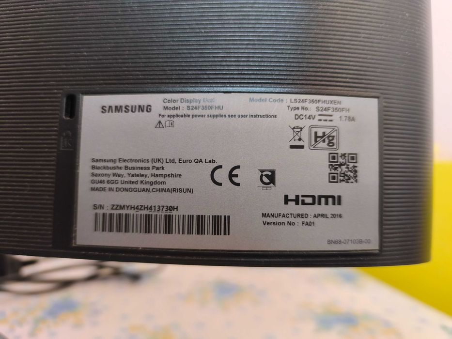 Монитор Samsung S24F350FHU 24" 1920 x 1080 pixels Full HD LED.Запазен Цена 120лв