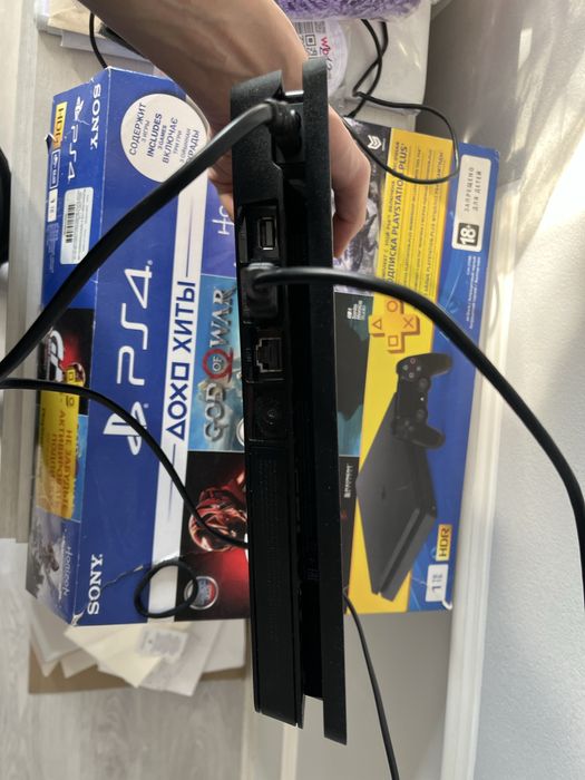 Продается ps4 slim 1tb
