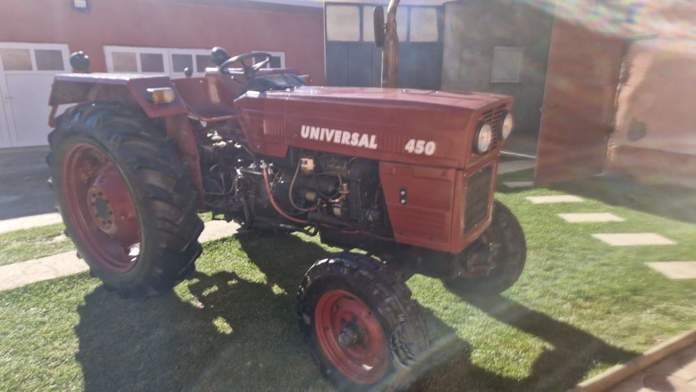 Tractor universal 450