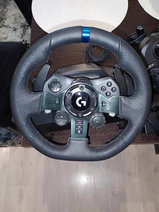 Volan logitech g923 cu schimbator
