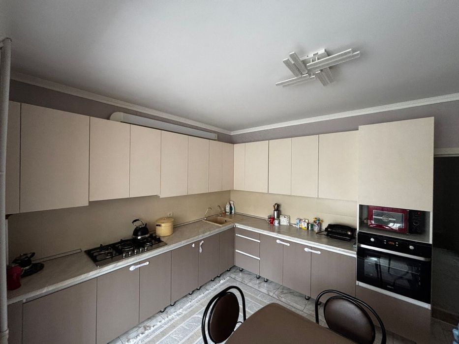 Продам кухоный гарнитур