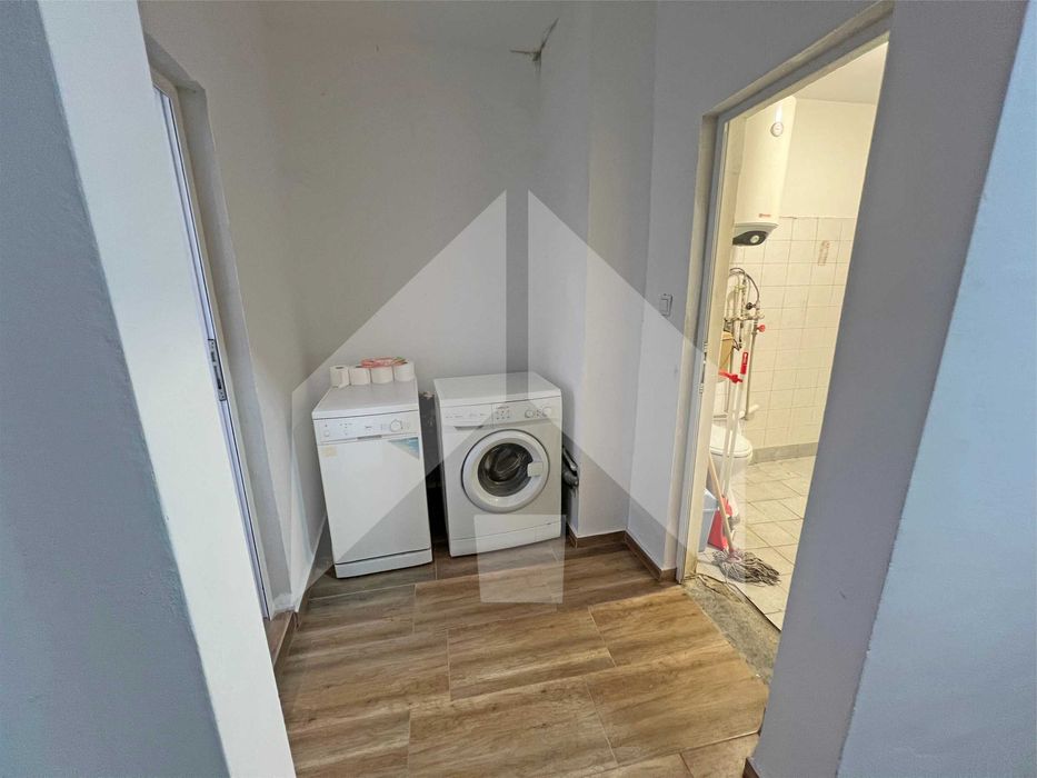 Продава се Тристаен апартамент в Нови пазар - 83 кв.м за 769 €/кв.м - Снимка #6