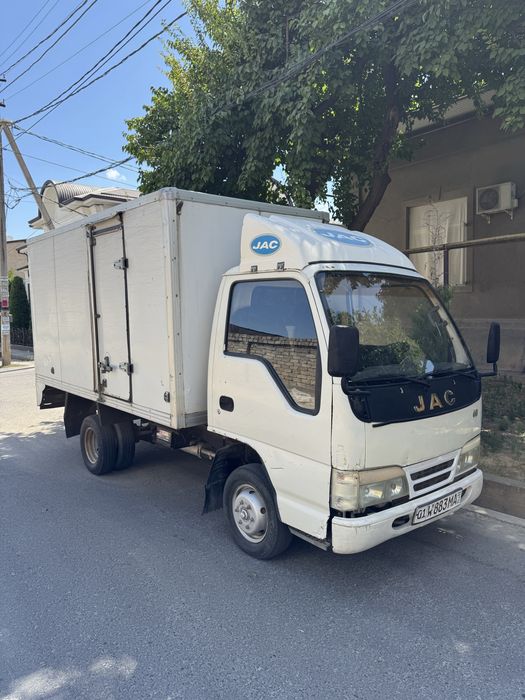 JAC avtomobili sotiladi