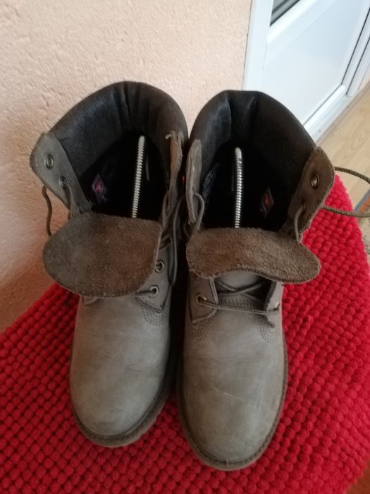 Bocanci piele naturala Timberland nr 39,5 unisex