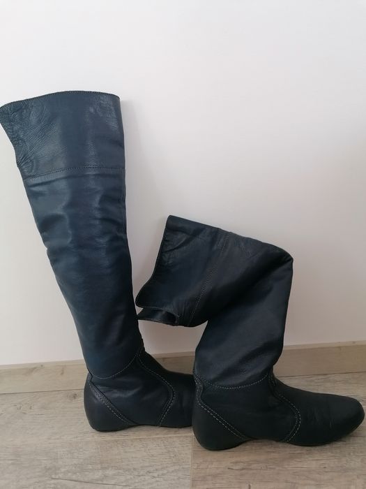 Cizme lungi de piele nr 38 Benvenuti