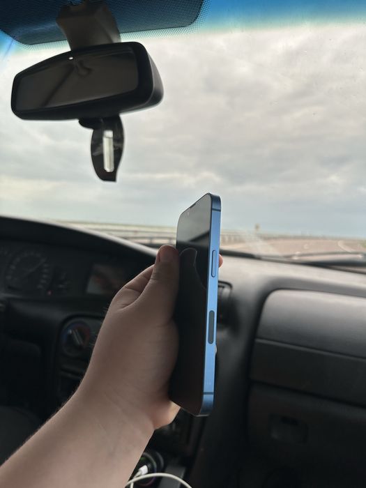 Айфон 13 256ГБ ИДЕАЛ Без ремонт