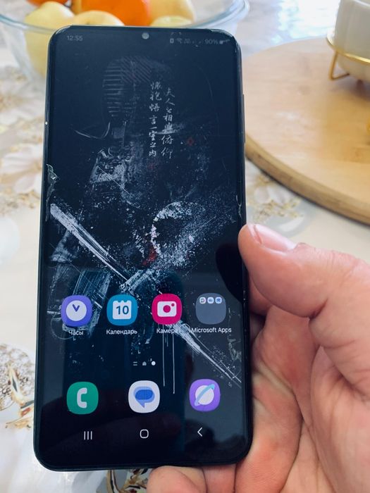 Самсунг А13 состоянии хорош