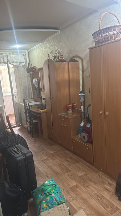 Мебели разные...