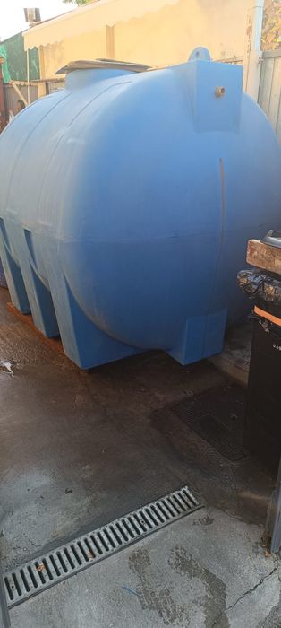 Second Hand Rezervor apa 3000 litri valrom