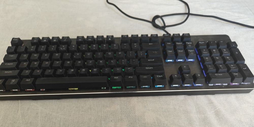 SilverCrest Gaming Klaviatura – HCS0730 (RGB yoritilishi bilan)