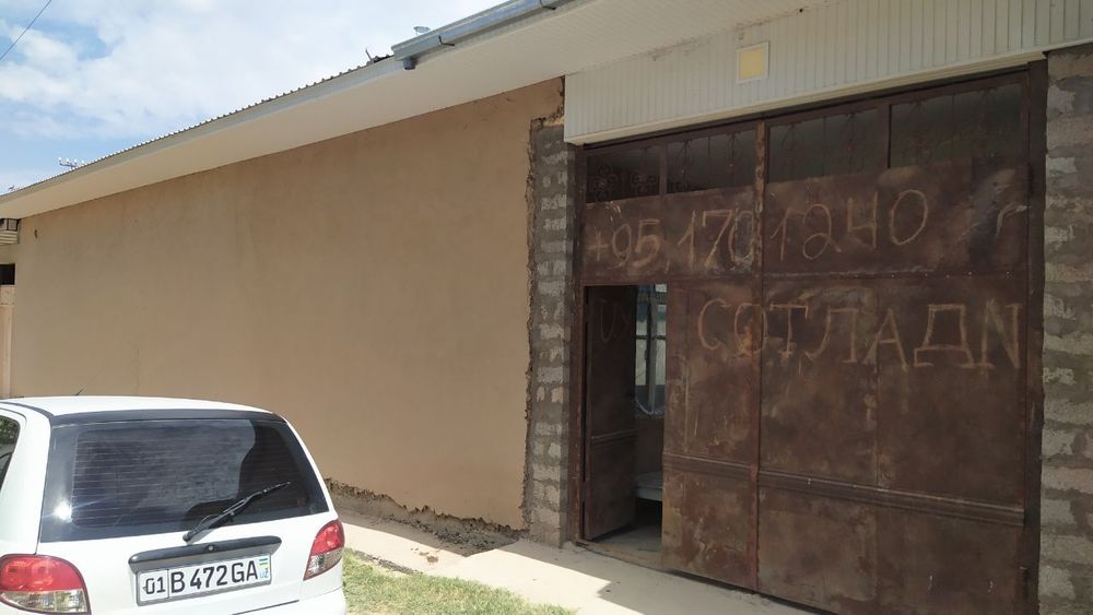 Nazarbeda hovli yer sotiladi