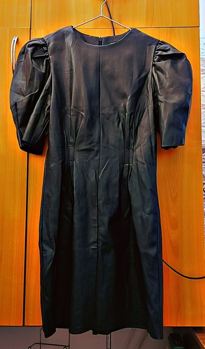 Rochie Zara scurta din piele ecologică